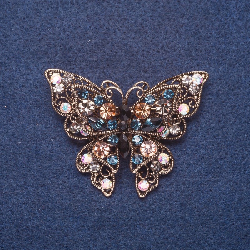 Broșă „Fluture” cu strasuri mari colorate, culoare metalului: auriu, 4×5 cm
