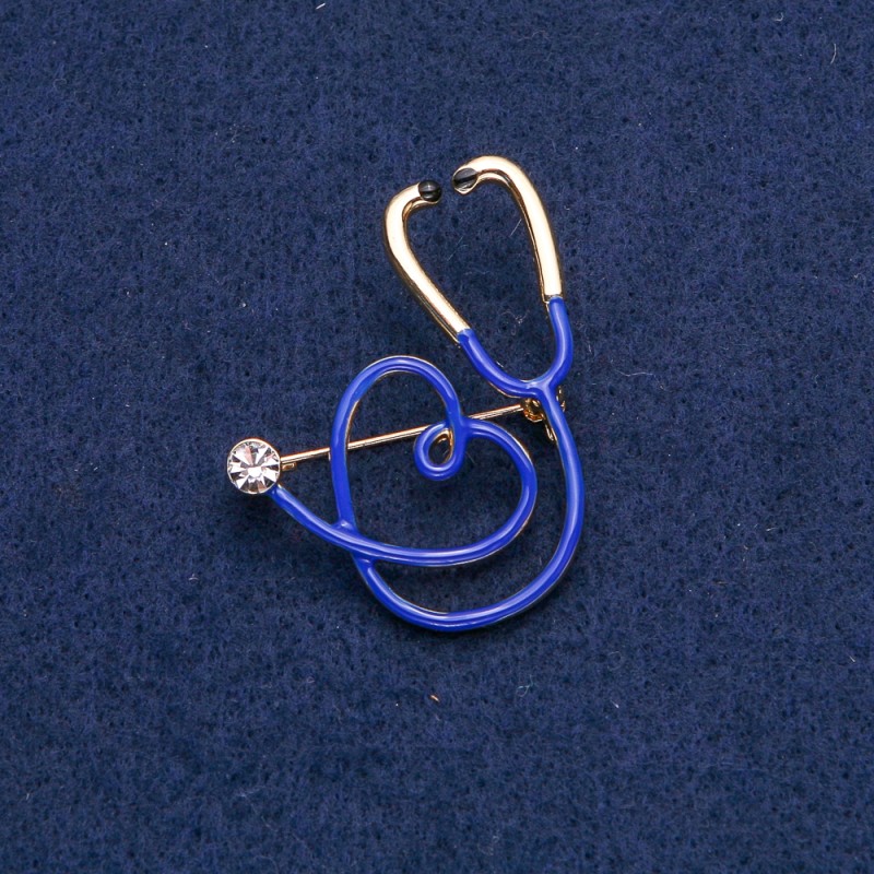 Broșă albastră cu stetoscop în formă de inimă, piatră albă, metal auriu, 43×33 mm