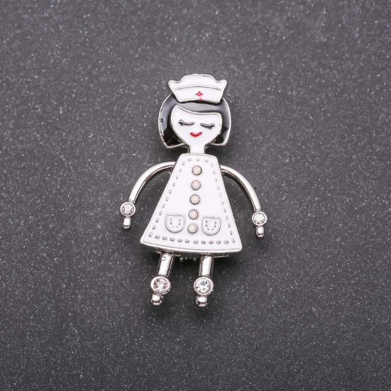 Broșă Asistentă medicală email alb 42×26 mm metal argintiu