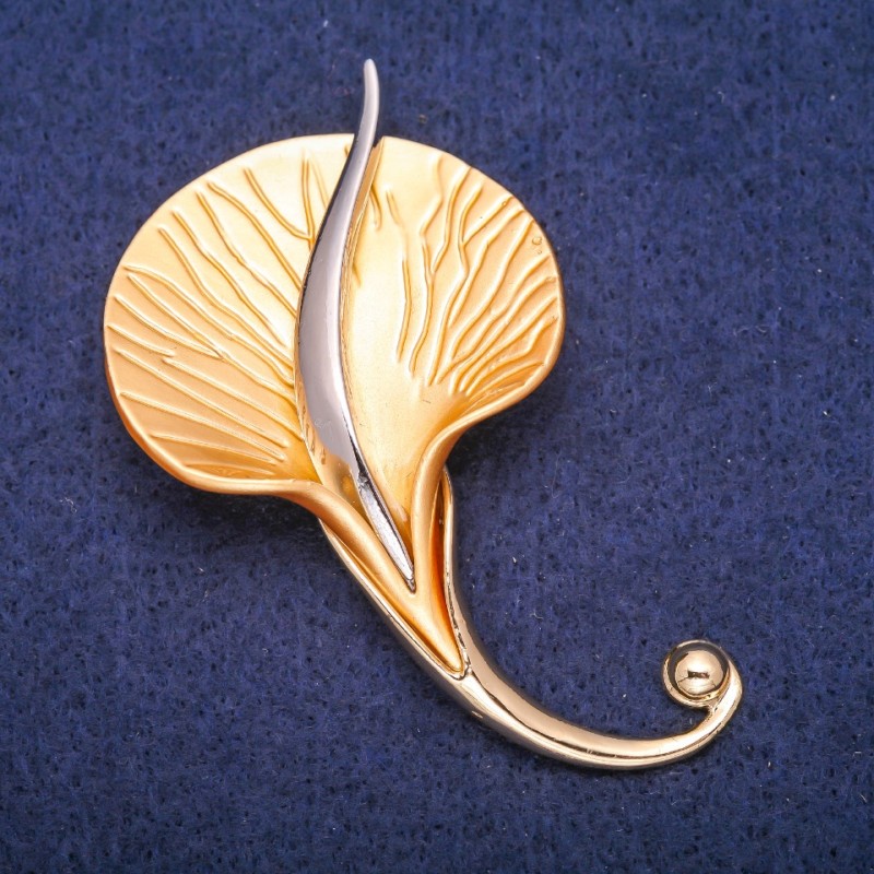 Broșă Floare, metal auriu și argintiu, 40×66 mm