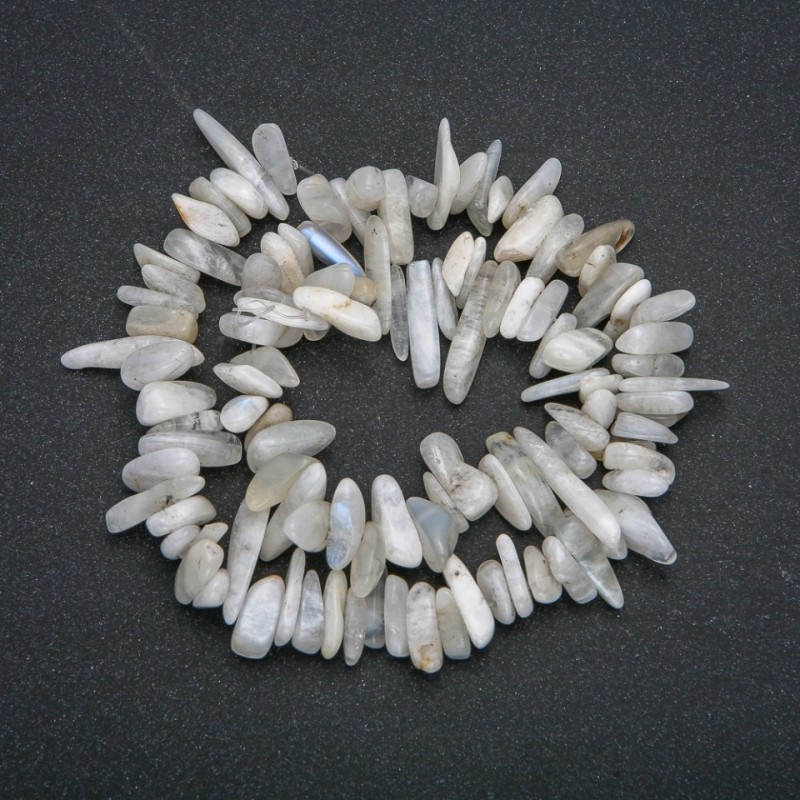 Șnur din adular natural, formă de fragment 'ace', diametrul 18×5 mm, lungime 41 cm +