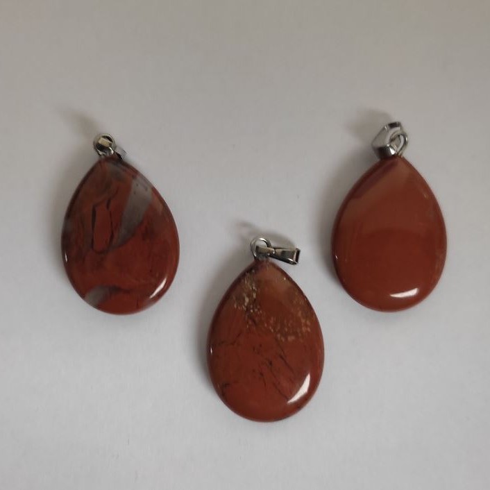 Pandantiv picătură din jasper roșu 2,5×1,8 cm