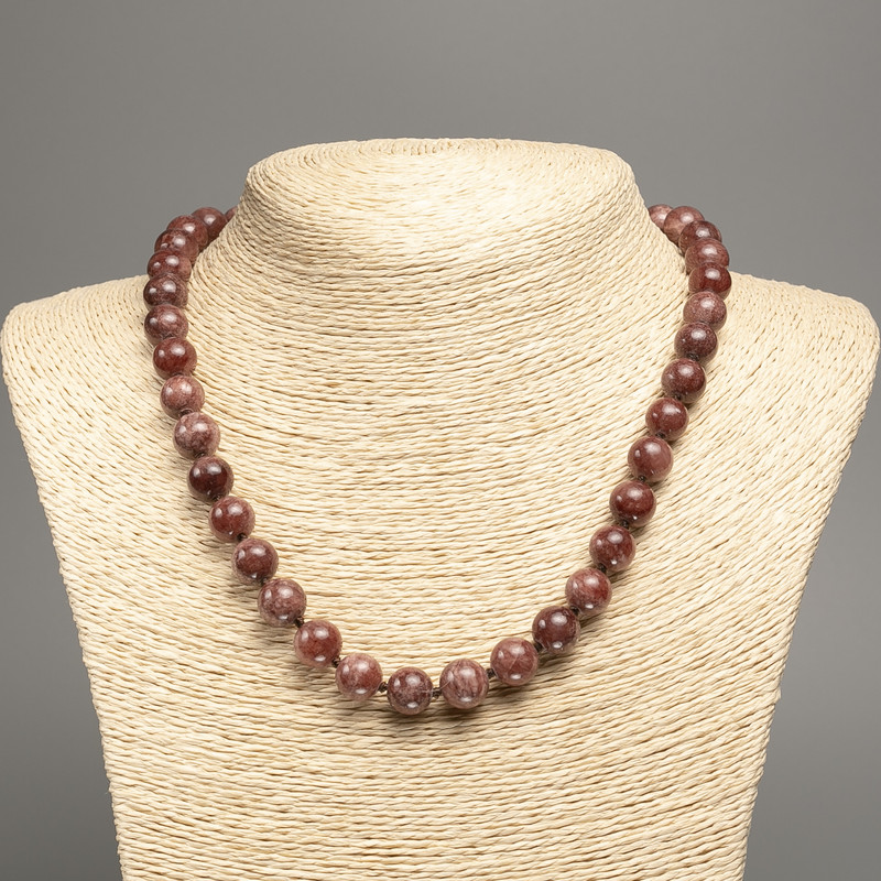 Colier din jasper alb cu bile netede, diametru aproximativ 10 mm, lungime 50 cm, din nefrit alb sintetic colorat