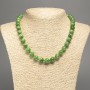 Colier verde «Jadeit» cu mărgele lucioase, diametrul 10 mm, lungime aproximativă de 50 cm, din nefrit alb sintetic vopsit