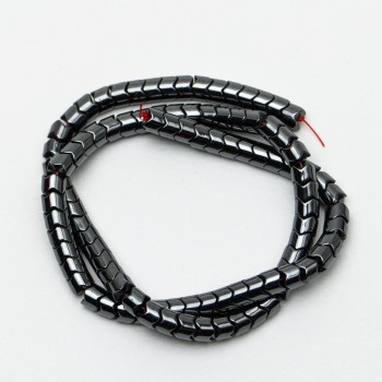 Mărgele din hematit în zig-zag, diametrul 6x5 mm, lungime 39 cm, pe fir