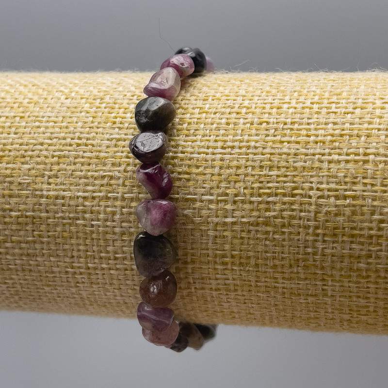 Brățară din turmalin natural, mărgele fațetate, diametrul 5x7 mm, lungimea 18 cm (elastic)