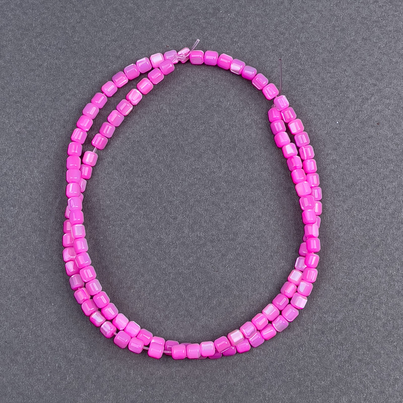 Mărgele din sidef tonat, cilindru culoare zmeură, diametru aproximativ 3,5 x 3,5 mm, lungime 40 cm, pe șnur