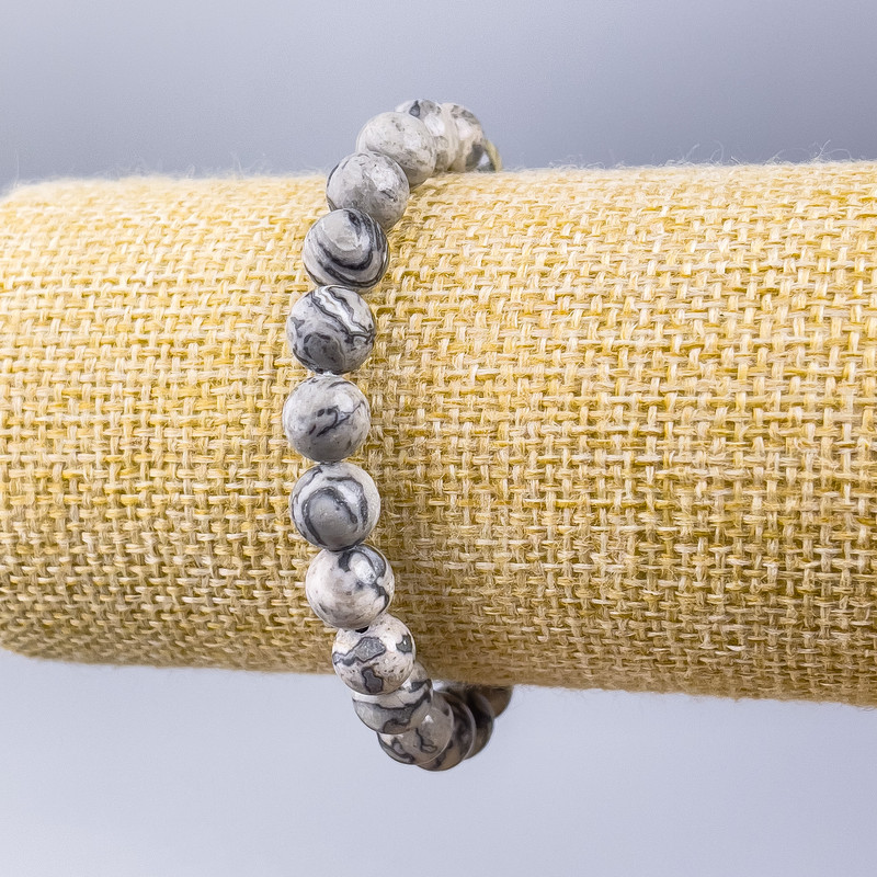 Brățară din jasp oceanic gri (acrilic sintetic) mărgele netede, diametrul de 8 mm, lungime 18 cm (pe elastic)
