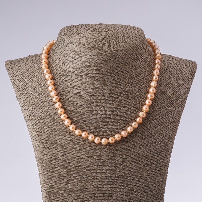 Colier din perle de râu (cult) formă rotundă, culoare roz-piersică, lungime 42-50 cm, diametru 6-7 mm (+/-)