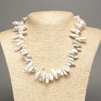 Colier din piatră naturală Kaholong - bucăți alungite în formă de ace, diametrul 20x8 mm, lungime 48 cm +