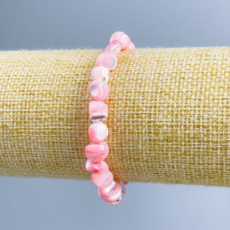 Brățară sidef roz deschis, mărgele rotunjite, diametrul 8x6 mm, lungime 18 cm (extensibilă)