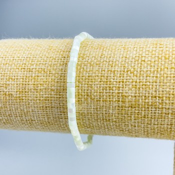 Brățară din sidef mentă, discuri de 4x2 mm, lungime 18 cm (elastică)