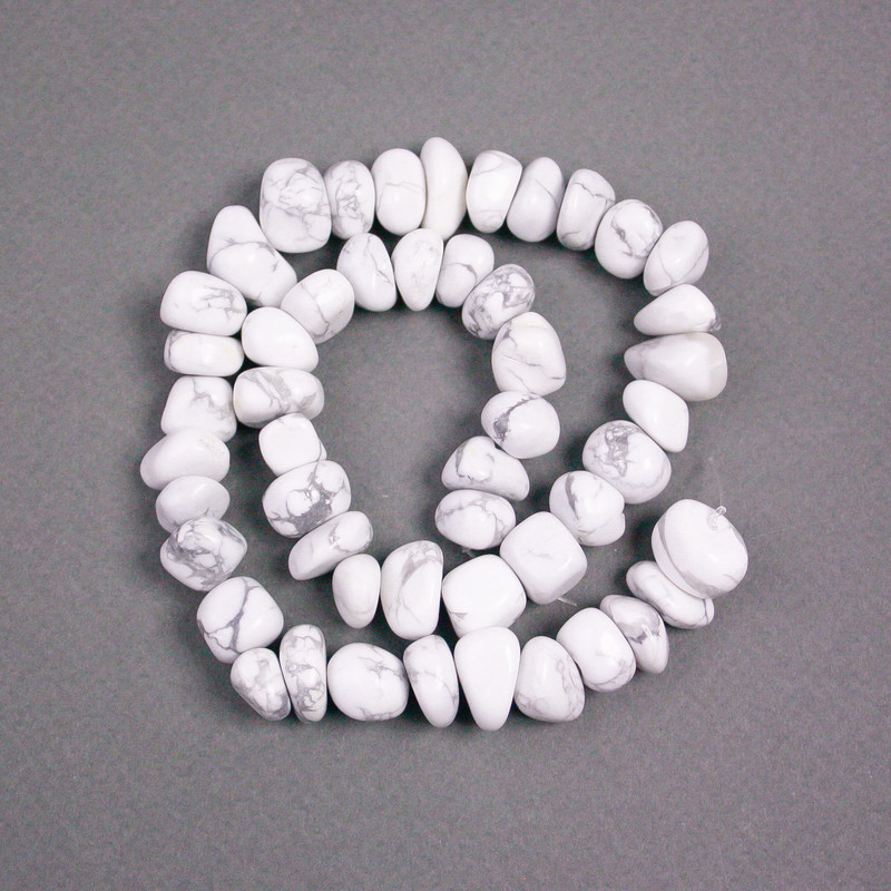 Mărgele pe șnur din kaolin natural, cu fațete, sortiment de dimensiuni, diametrul 14×10–11×8 mm, lungime 39 cm