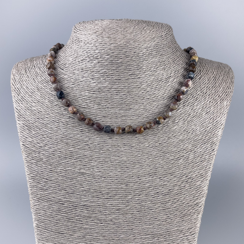 Colier din petersit, piatră naturală, cu cuburi tăiate, diametru 6x6 mm, lungime 50 cm