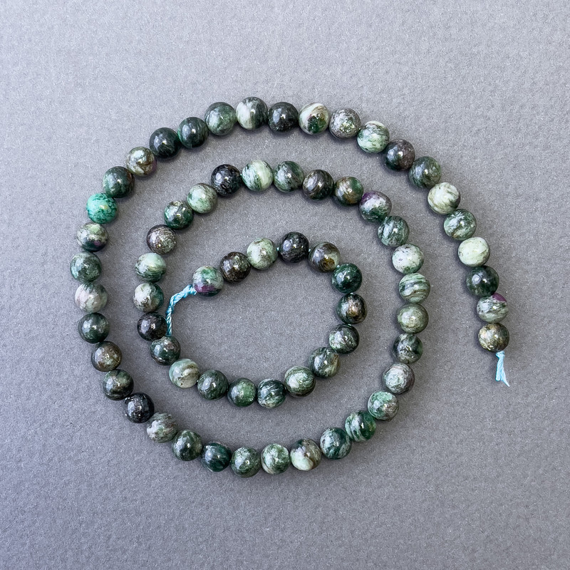 Mărgele Lepidolit verde, piatră naturală, bilă netedă, diametru 6 mm +/-, lungime 39 cm