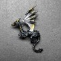 Broșă dragon gri mat, email galben și alb, metal argintiu, 42×66 mm