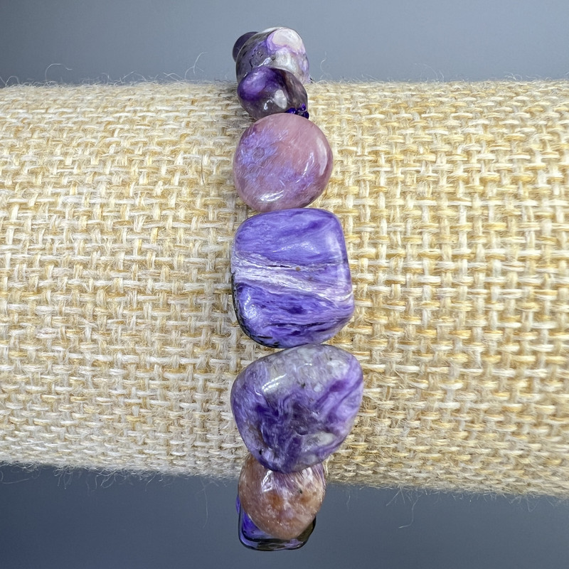 Brățară din charoit natural, mărgele mari de tip rondelle, diametru aproximativ 9×12 mm, lungime aproximativă 18 cm (elastic)