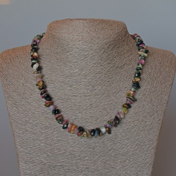 Colier din turmalin natural, fragmente de piatră, diametrul 10×3 mm, lungime 47 cm ±