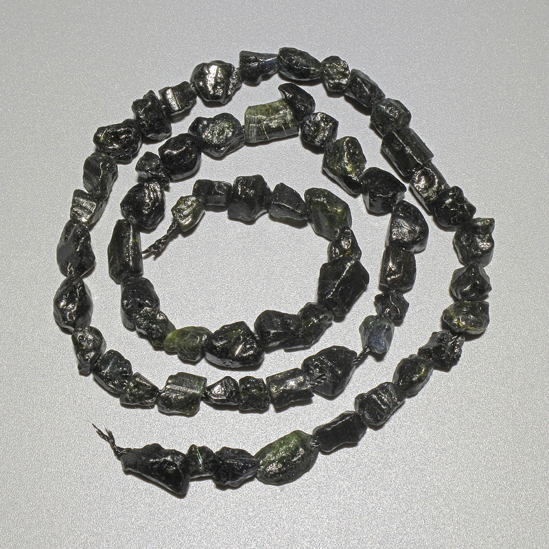 Mărgele din obsidian solar, piatră naturală, fațetate, diametru 6 mm ±, lungime 40 cm ±, pe fir