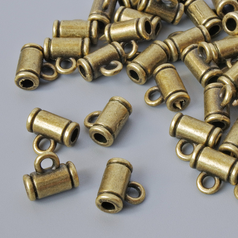 Furnitură bail – suport bronzat, diametru 8×4 mm, diametrul găurii 1,8 mm și 2,1 mm, lungime 7,2 mm, ambalaj 40 buc., culoare metal: bronz