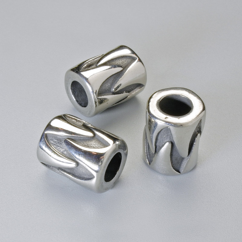 Mărgea-inserție – furnitură, diametrul 12×9,5 mm, gaură de 5 mm, culoare argintie a metalului, 1 buc.