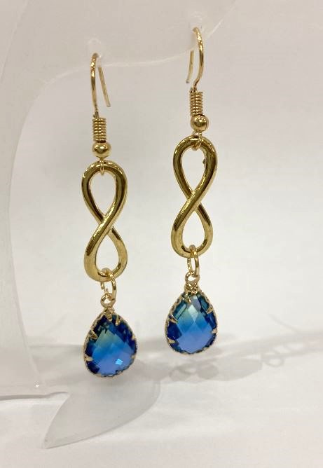 Cercei Infinit multicolor, diametrul 10 mm, lungimea 58 mm