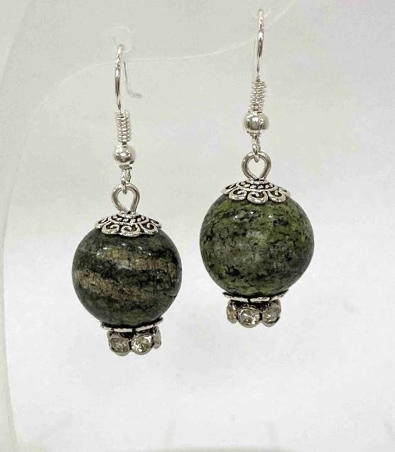 Cercei din serpentină, bilă netedă, diametrul 14 mm, lungimea 38 mm