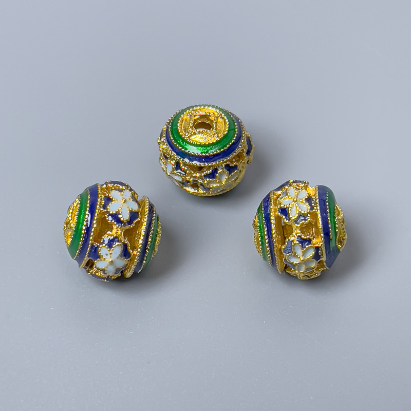 Mărgea Cloisonné verde-albastru cu email, diametrul 10 mm, gaură de 1,8 mm, culoare metalică aurie, 1 bucată