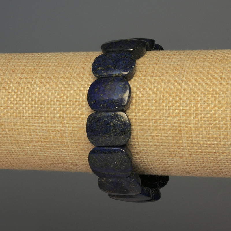 Brățară din lazurit, zale, diametru aproximativ 18×13 mm, lungime 18 cm, elastic