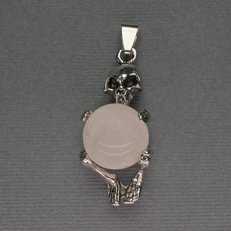 Pandantiv «Schelet» din cristal de munte, bilă, diametrul 16 mm ± 20×50 mm