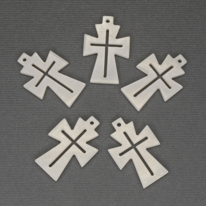 Pandantiv din sidef în formă de cruce 26×17 mm+