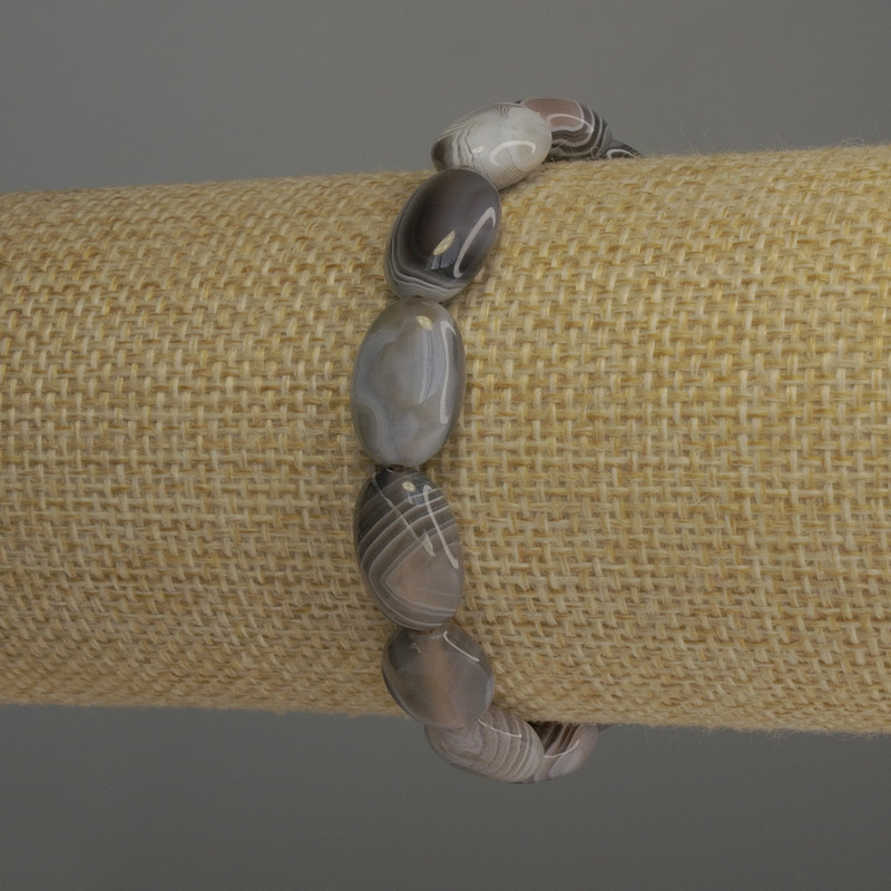 Brățară din agat Botswana, ovală, diametrul 14×10 mm, lungimea 18 cm, pe elastic