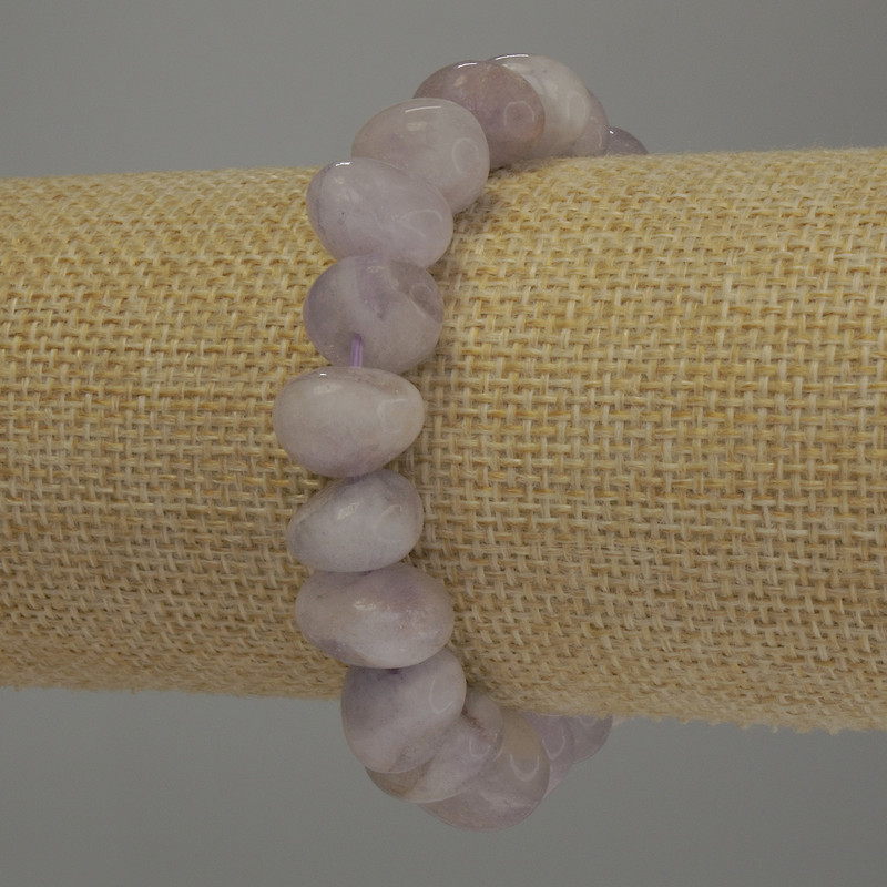 Brățară din ametist, fațetată, diametrul 11×9 mm, lungime 18 cm, elastic