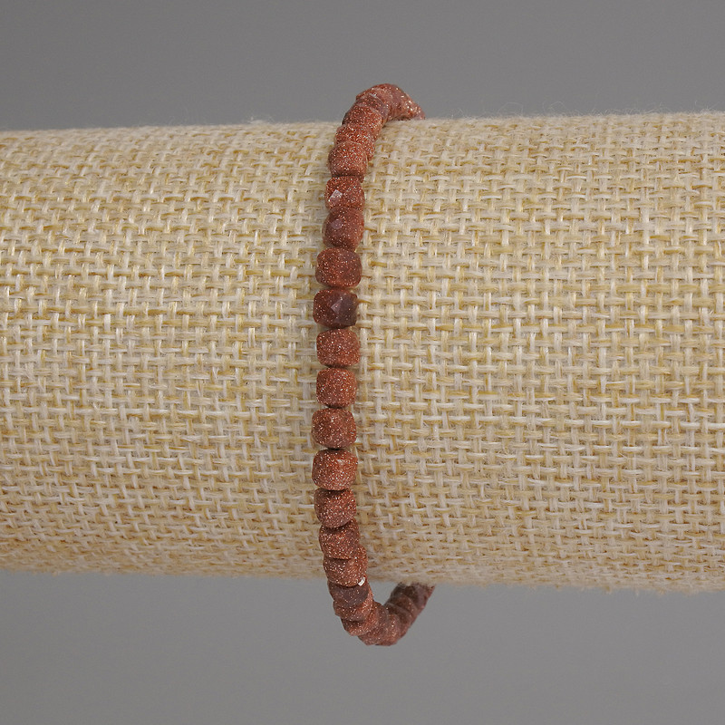 Brățară din aventurin „Nisip auriu” - cuburi facetate, diametrul 4 mm, lungime 18 cm, elastic