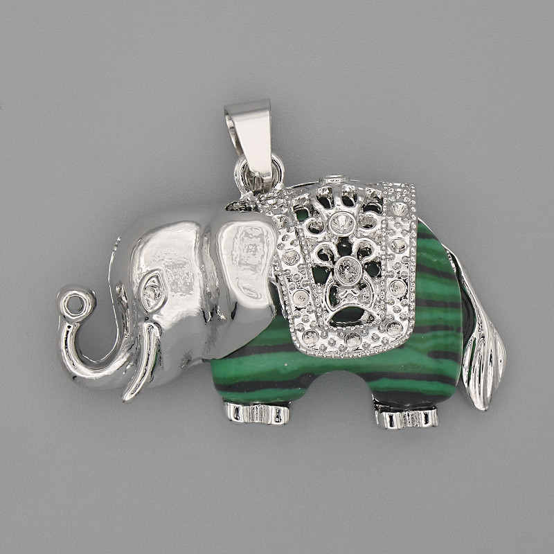 Pandantiv Elefant din malahit, 39×34 mm, metal argintiu