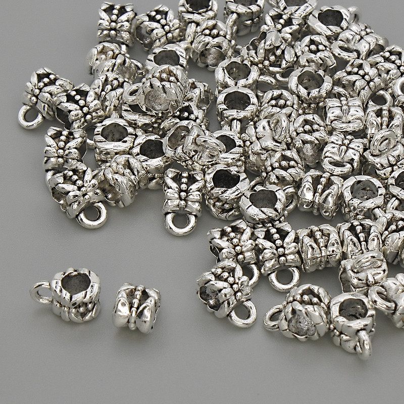 Furnitură bail, culoare metalică argintie, diametrul 4,5×7,5 mm, gaură aproximativ 3 mm, ambalare 20 g (~60 buc.)