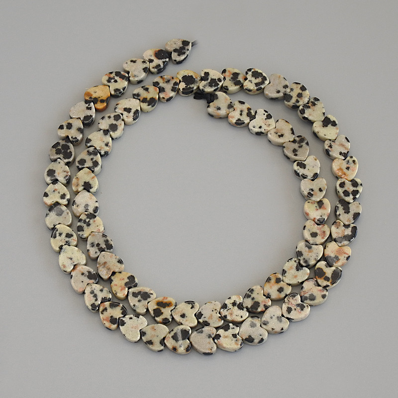 Намистини Яшма Далматин серце, діаметр 6х6х2мм+- на нитці, довжина 39см+