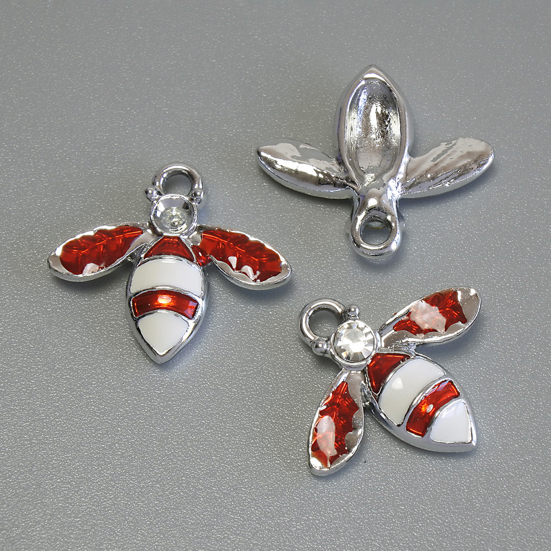 Pandantiv insectă, email argintiu, din metal, diametrul 15×16,5 mm, +/- 5 mm, pachet de 3 bucăți