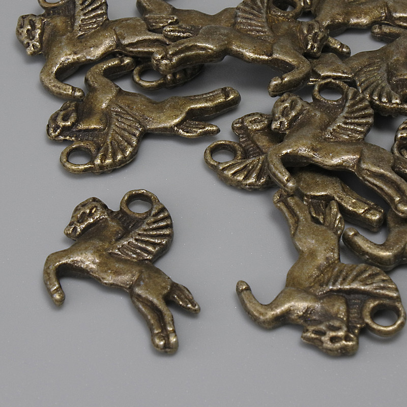 Pandantiv Pegas, culoare bronz, diametru 16x17 mm, gaură pentru urechi 2,4 mm, ambalaj 12 buc