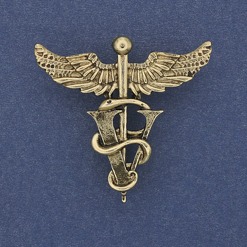 Broșă pandantiv Caduceu auriu din metal 36×37 mm+