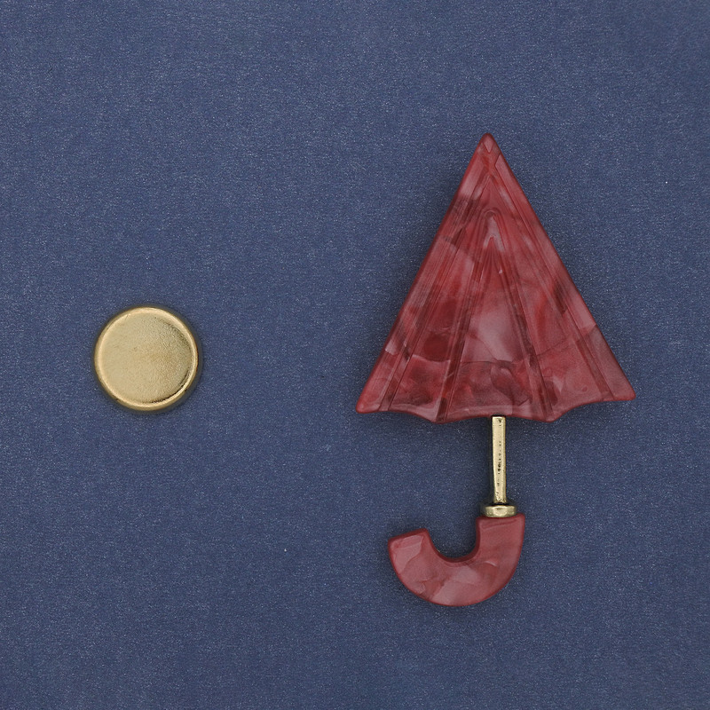 Broșă magnetică Parasolă din acril, 63×36 mm, metal auriu