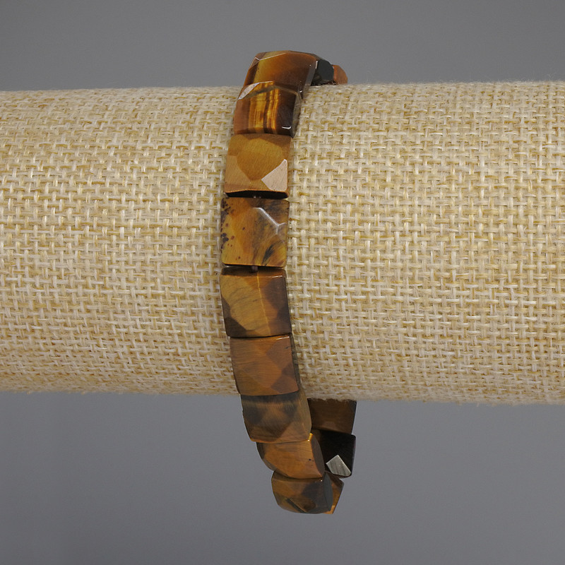 Brățară din ochi de tigru, tăiată în pătrate facetate, diametru aproximativ de 10 mm, lungime aproximativă de 18 cm, extensibilă