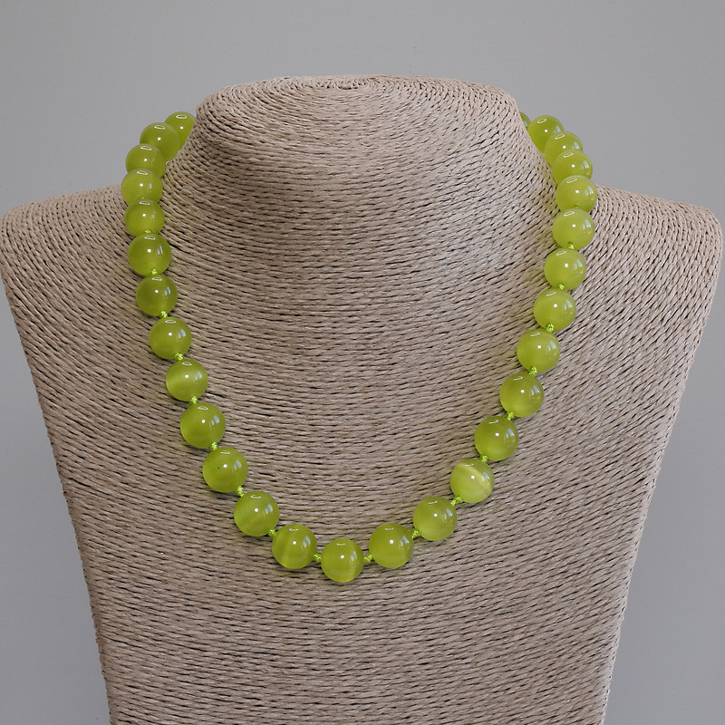 Colier din ochi de pisică, bile netede, diametru aproximativ 12 mm, lungime aproximativă 50 cm, cu închizătoare