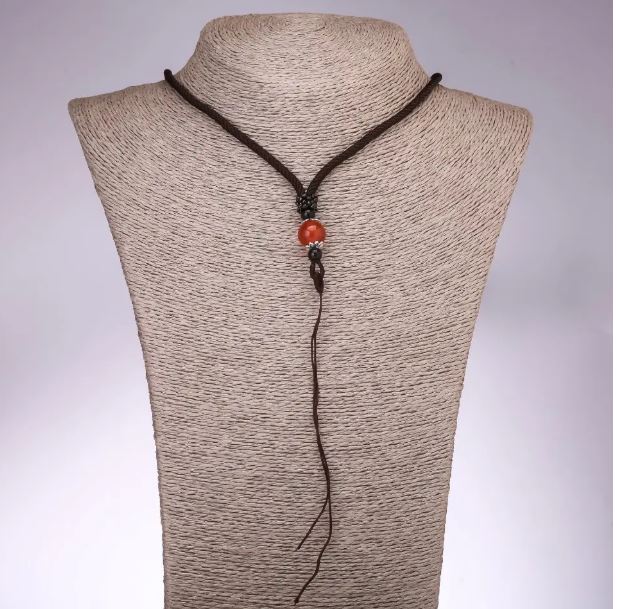 Șnur pentru bijuterii cu mărgea de carneol, lungime 65 cm