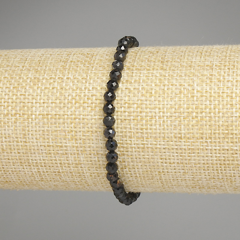 Brățară din turmalin, mărgele facete, diametrul 4 mm, lungime 18 cm, elastic