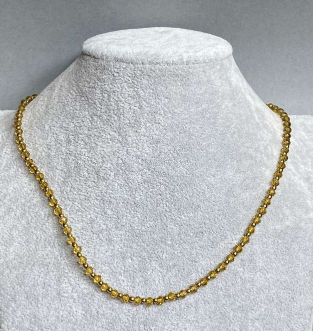 Choker din cristal cehesc și hematit, rondele tăiate 3,5×3 mm ±, bilă hematit 2 mm ±, lungime 40 cm + lanț de 5 cm