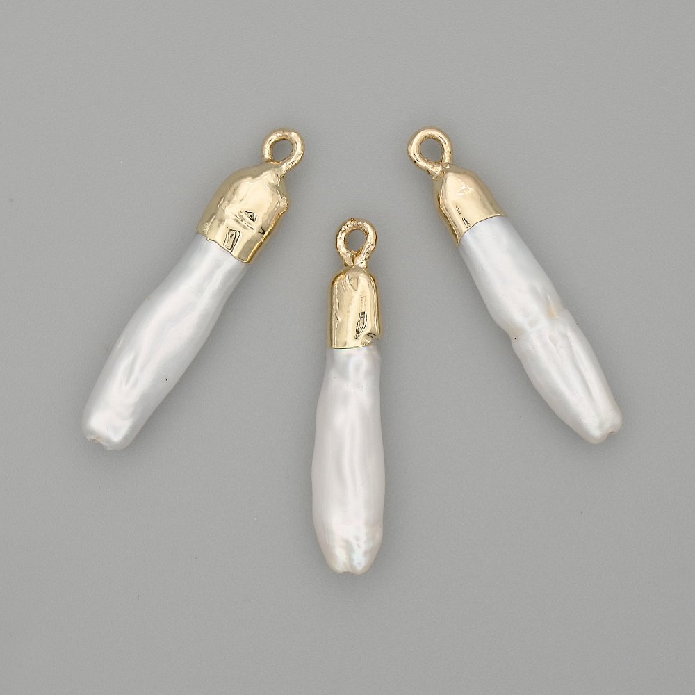 Pandantiv cu perle baroce, metal auriu, diametrul 30x5 mm+