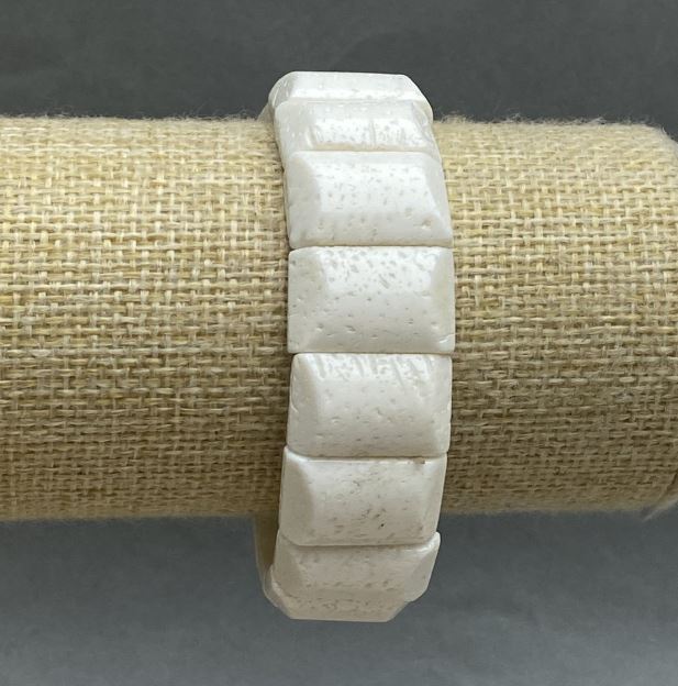 Brățară din coral poros, zale 20×13 mm, lungime 18 cm, elastică