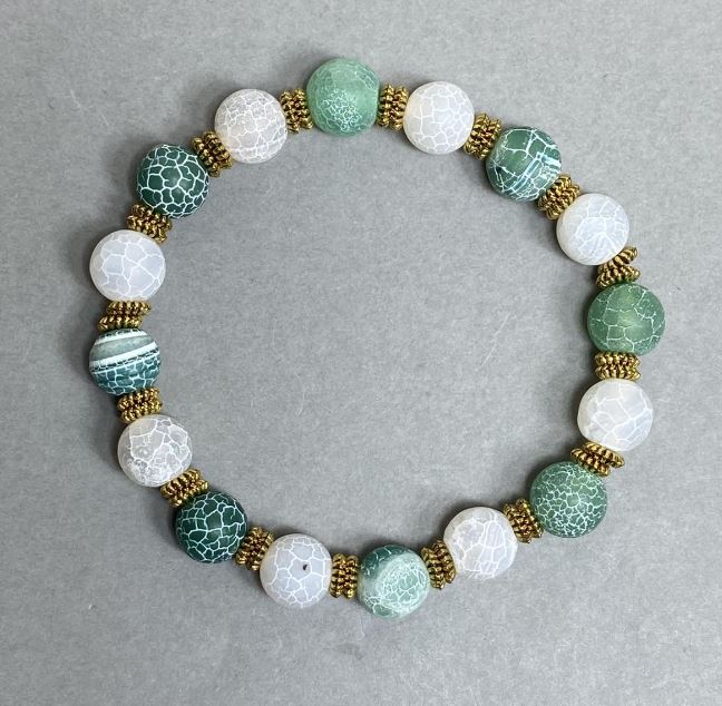 Браслет Морозний Агат кулька 10мм+- з металевими вставками, довжина 18см стрейч