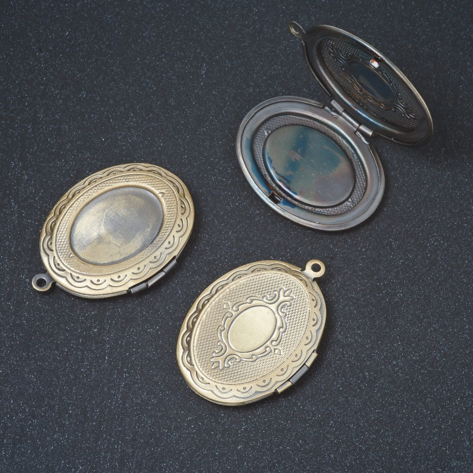 Furnitură pentru pandantiv cu secret pe închizătoare, culoare metalică „bronz” 3 × 2,4 cm